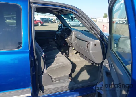 2003 Chevrolet Silverado 1500 Ls z USA, uszkodzony, nr VIN 1GCEK19T83Z178032